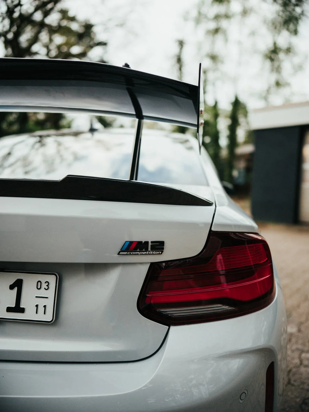 Speed Engineering - Swan Neck Wing Heckflügel für BMW M2 F87 / M2 Competition / CS F87 - mit TÜV - 14060 - Akrapovic Auspuffanlage