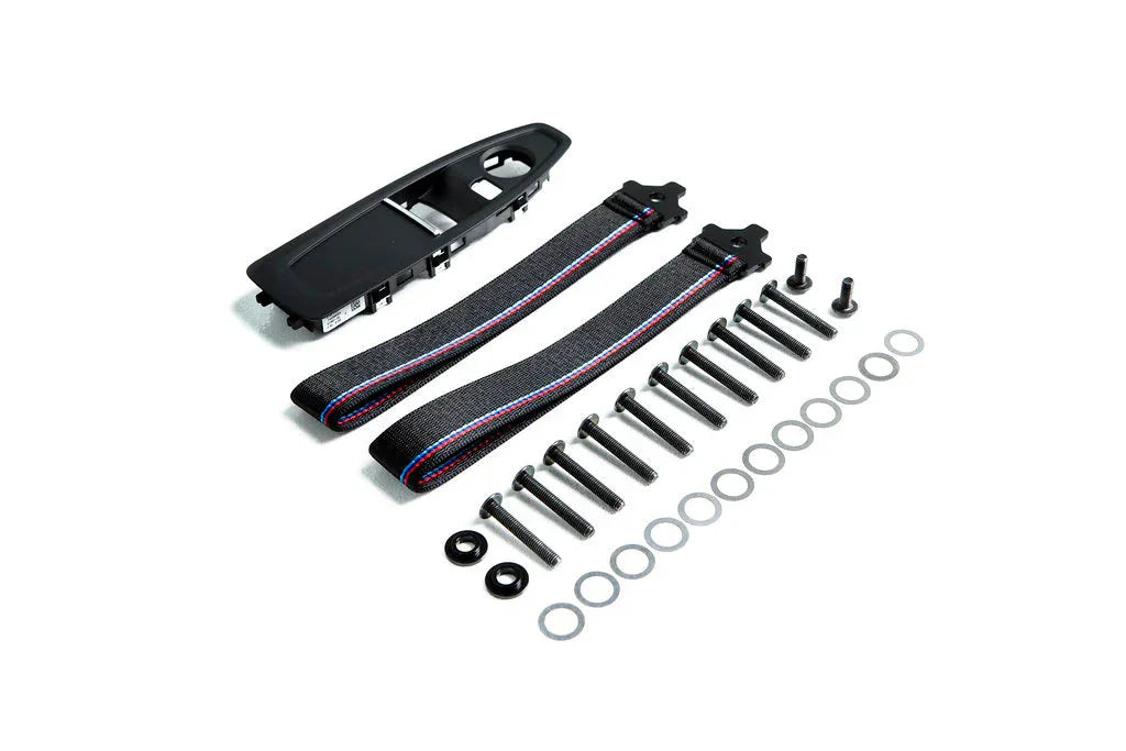 BMW Motorsport M2 CS Racing Türverkleidungen Set - 41508342807/41508342808 - Akrapovic Auspuffanlage