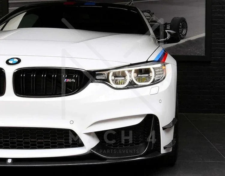 BMW M4 DTM-Edition Frontflaps / Seitenflügel / Flaps Carbon für BMW M3/M4 F80/F82/F83 - 51117993027/51117993028 - Akrapovic Auspuffanlage