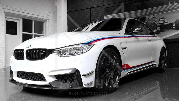 BMW M4 DTM-Edition Frontflaps / Seitenflügel / Flaps Carbon für BMW M3/M4 F80/F82/F83 - 51117993027/51117993028 - Akrapovic Auspuffanlage