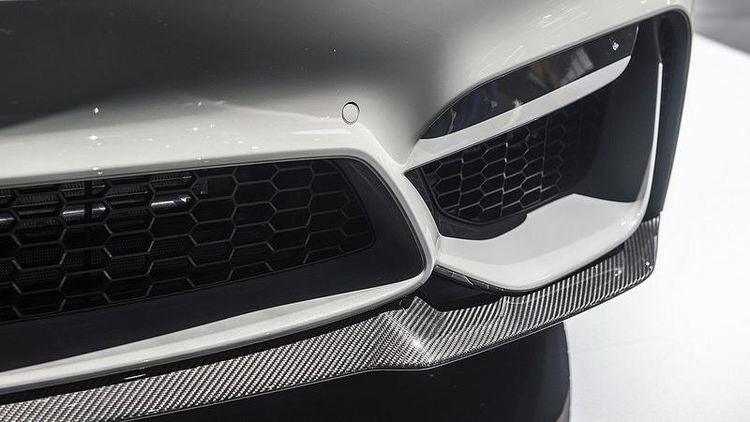 BMW M M3/M4 CS Carbon Frontsplitter/Frontlippe für BMW M3/M4 F80/F82 - 51118076049 - Akrapovic Auspuffanlage