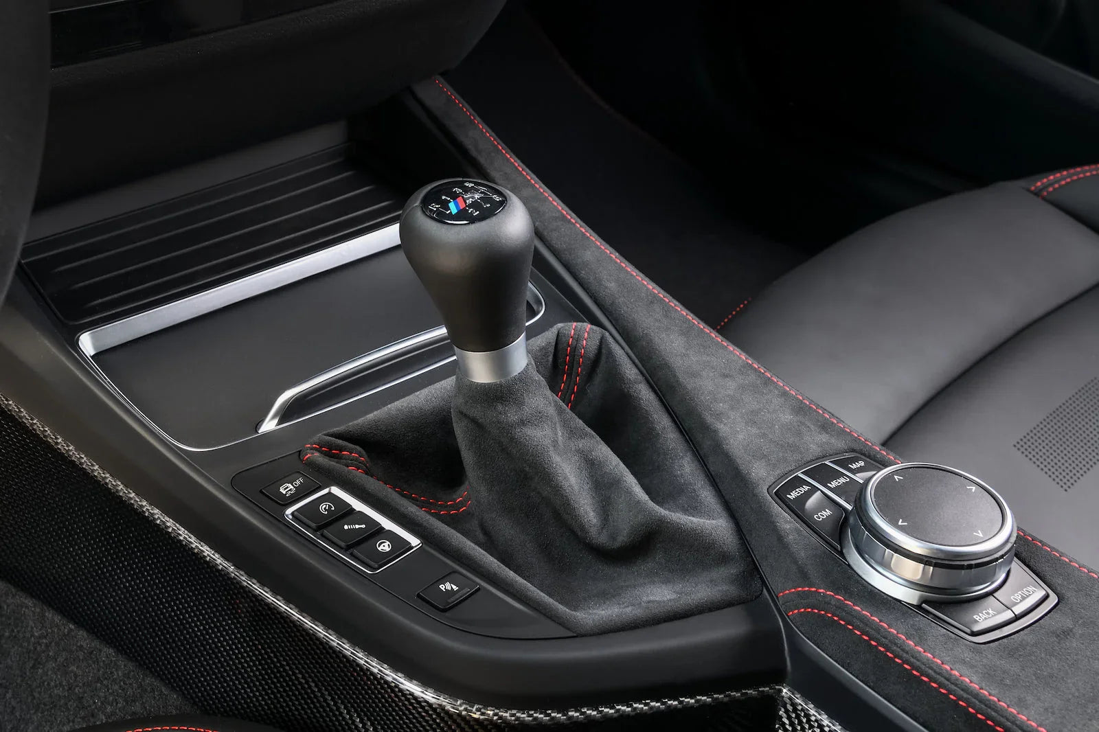 BMW M M2 CS Mittelkonsole Carbon/Alcanatra Set - 51168079011 - Akrapovic Auspuffanlage