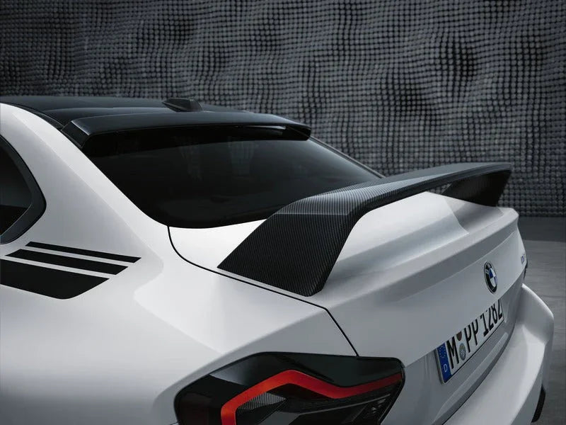 BMW M Performance Heckspoiler Carbon durchströmt für BMW M2 G87 - 51625A63C65 - Akrapovic Auspuffanlage