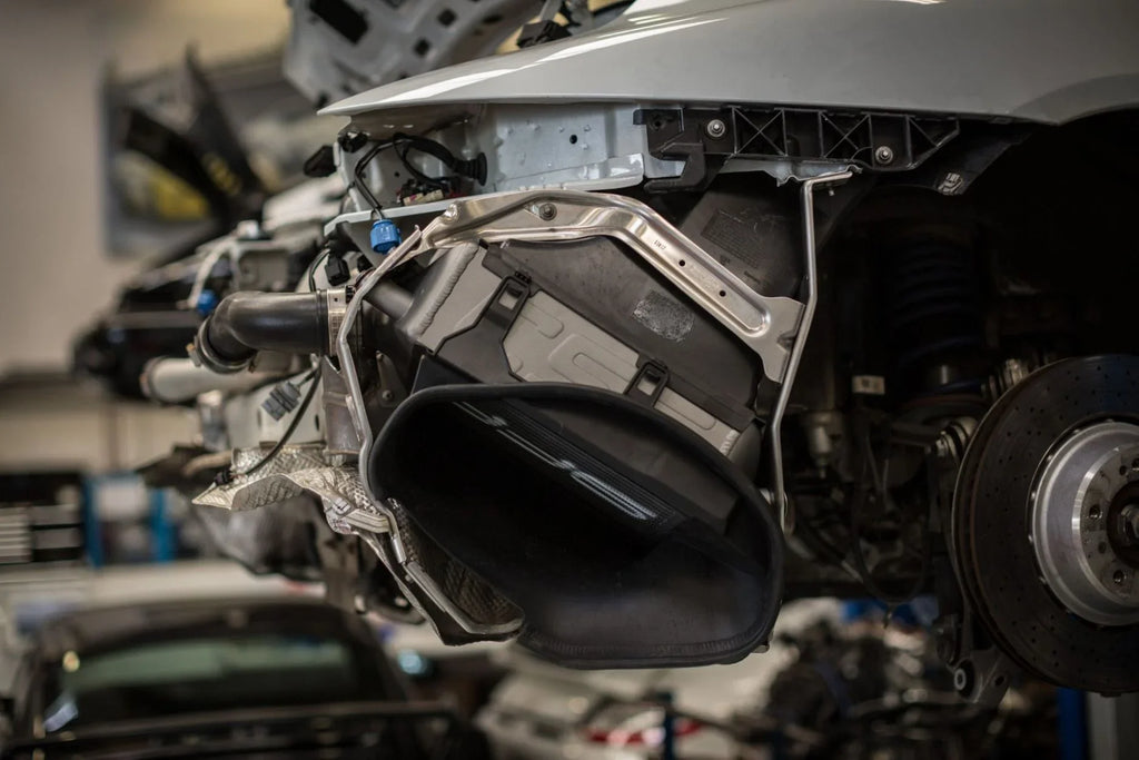 CSF Upgrade Ladeluftkühler Set für Porsche 991.2 Turbo / Turbo S - 8112 - Akrapovic Auspuffanlage