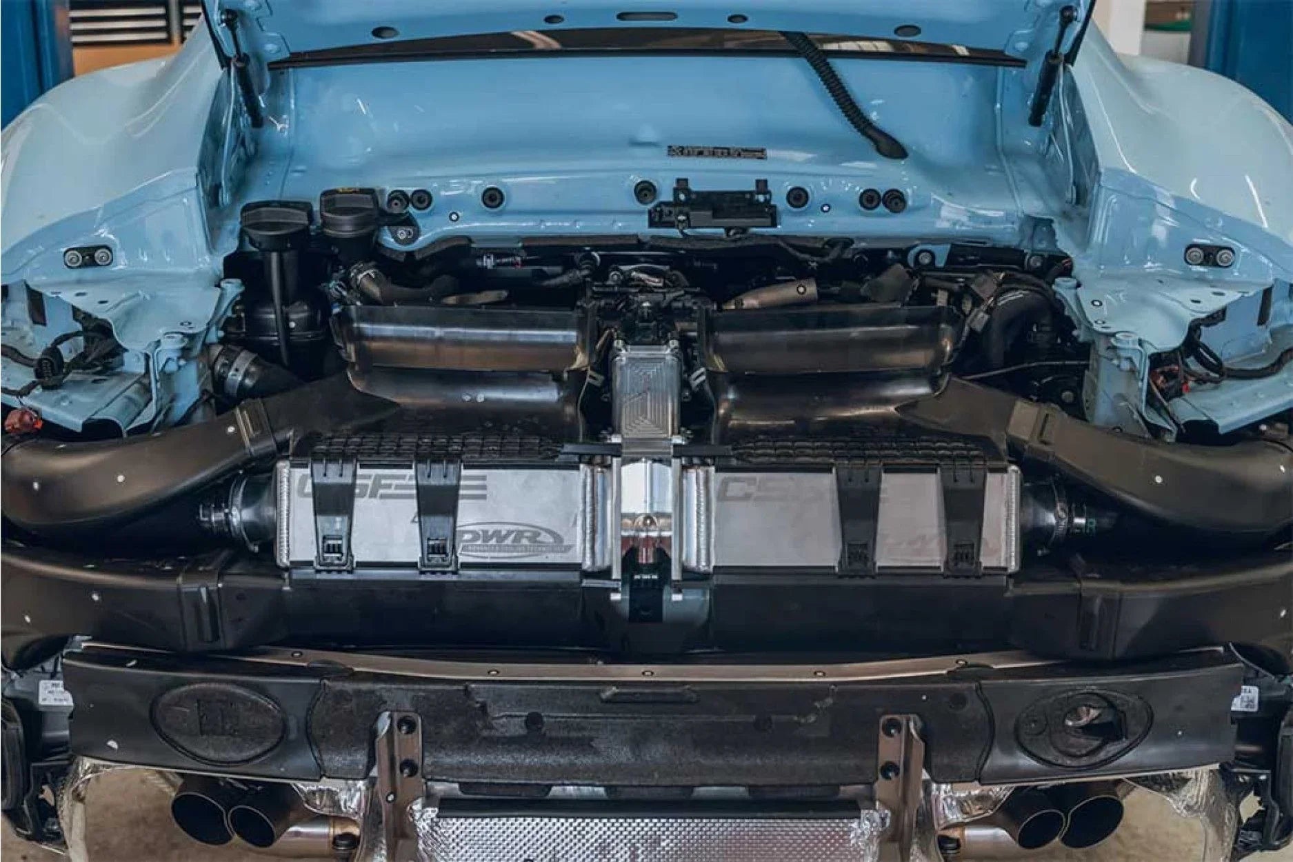 CSF Upgrade Ladeluftkühler für Porsche 992 Turbo / Turbo S - 8188 - Akrapovic Auspuffanlage