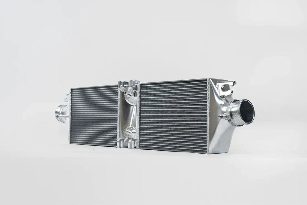 CSF Upgrade Ladeluftkühler für Porsche 992 Carrera / S / 4 / GTS - 8217 - Akrapovic Auspuffanlage