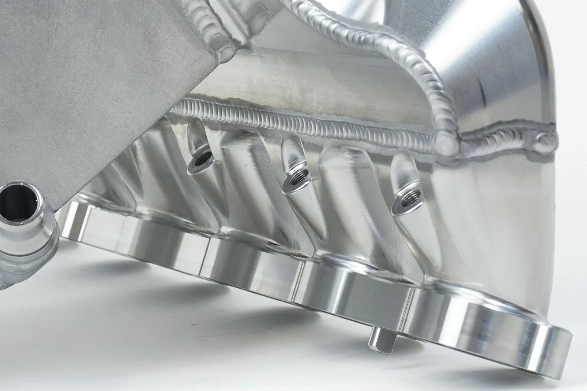 CSF Ladeluftkühler - Manifold für BMW S58 M2 G87 - 8233/8233B/8233C - Akrapovic Auspuffanlage