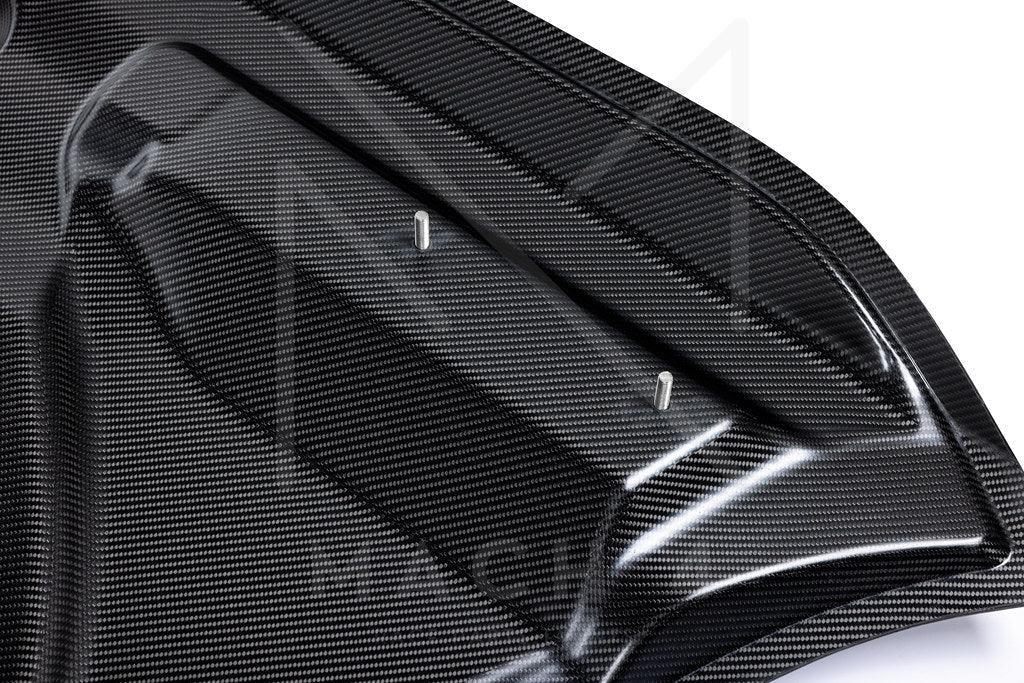 Alpha-N Carbon Motorhaube mit Einsatz / Hood with Vent für BMW M2 G87 - AN-0301 / AN-0316 - Akrapovic Auspuffanlage