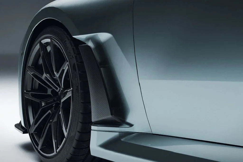 Alpha-N Carbon Kotflügel mit Aero-Blade V2 Set / Carbon Front Fender with Blades V2 Set für BMW M2 G87 - AN-0523 - Akrapovic Auspuffanlage