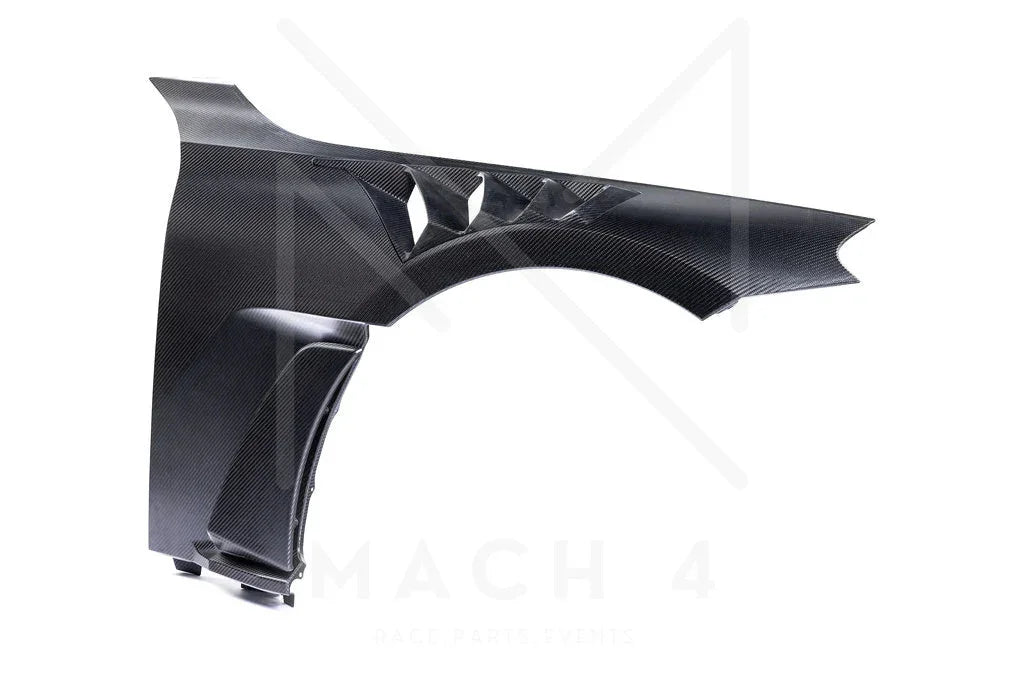 Alpha-N Carbon Kotflügel mit Aero-Blade und Lüftungsöffnungen V4 Set / Carbon Vented Front Fender with Blades V4 Set für BMW M2 G87 - AN-0525 - Akrapovic Auspuffanlage