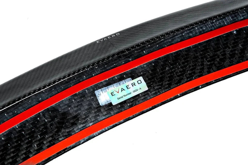 Evaero Eventuri Carbon Spoiler für BMW M3/M4 F80/F82 - EVA-F80M3-SPL/EVA-F82M4-SPL - Akrapovic Auspuffanlage
