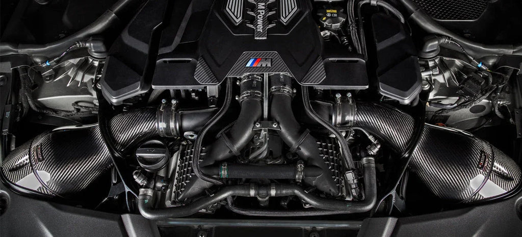 Eventuri Carbon Ansaugsystem V2 für BMW M5 F90 / M8 F91/F92/F93 S63 Motor - Akrapovic Auspuffanlage