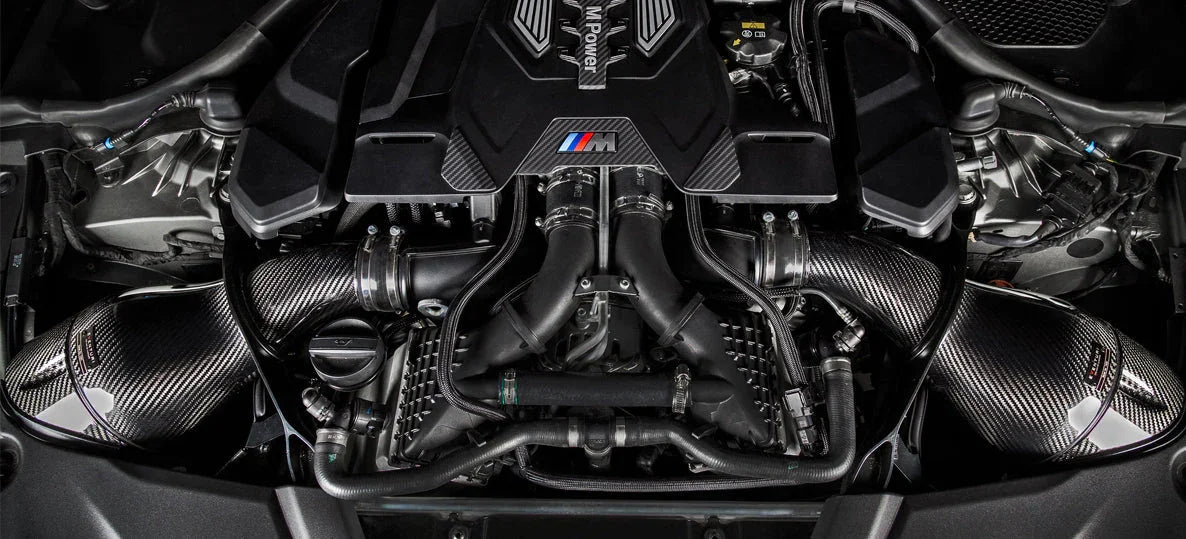Eventuri Carbon Ansaugsystem V2 für BMW M5 F90 / M8 F91/F92/F93 S63 Motor - Akrapovic Auspuffanlage