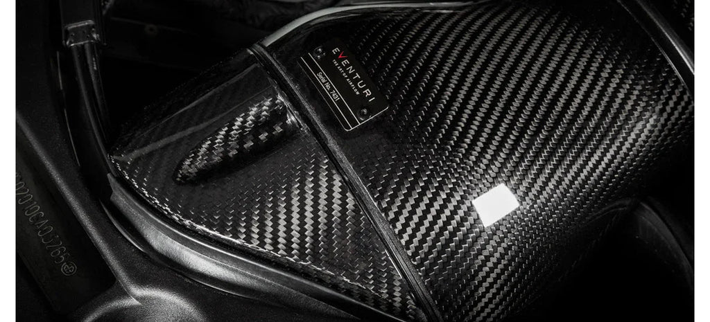 Eventuri Carbon Ansaugsystem V2 für BMW M5 F90 / M8 F91/F92/F93 S63 Motor - Akrapovic Auspuffanlage