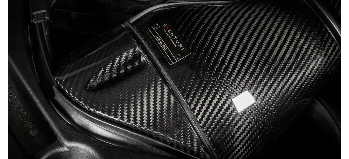 Eventuri Carbon Ansaugsystem V2 für BMW M5 F90 / M8 F91/F92/F93 S63 Motor - Akrapovic Auspuffanlage