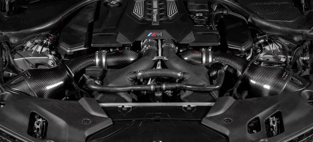 Eventuri Carbon Ansaugsystem V2 für BMW M5 F90 / M8 F91/F92/F93 S63 Motor - Akrapovic Auspuffanlage