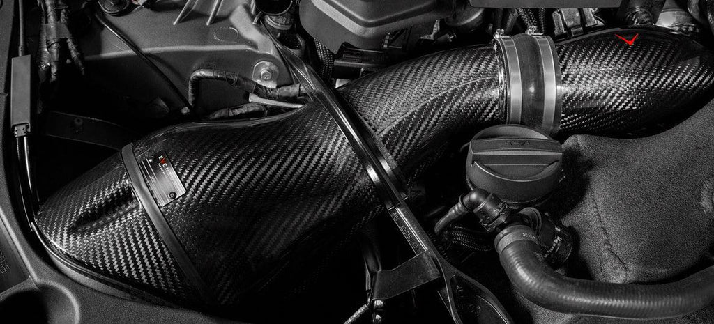 Eventuri Carbon Ansaugsystem V2 für BMW M5 F90 / M8 F91/F92/F93 S63 Motor - Akrapovic Auspuffanlage
