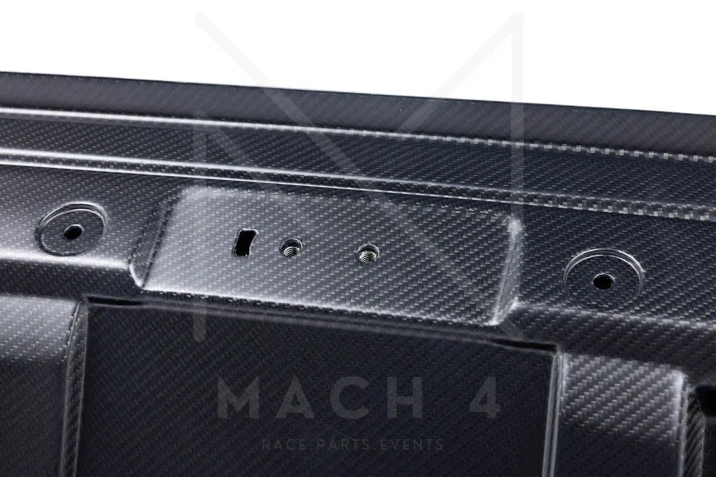 Karbonius Carbon Heckklappe Heckdeckel / Trunk CSL-Style für BMW M4 G82 G8x - G82TR01 - Akrapovic Auspuffanlage