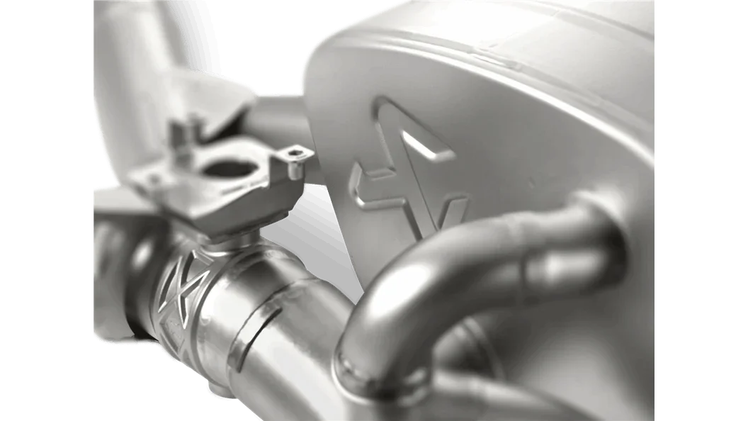 Akrapovic Slip-On Titan Endschalldämpfer BMW M4 F82/F83 ohne OPF mit ECE-Zulassung - Akrapovic Auspuffanlage