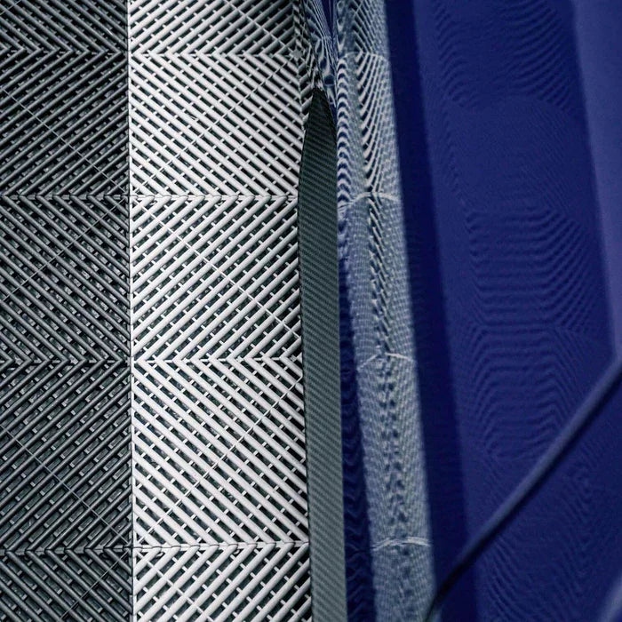 R44/MHC+ Carbon OEM-Style Seitenschweller Side Skirts für BMW M3 G80/G81 - Akrapovic Auspuffanlage