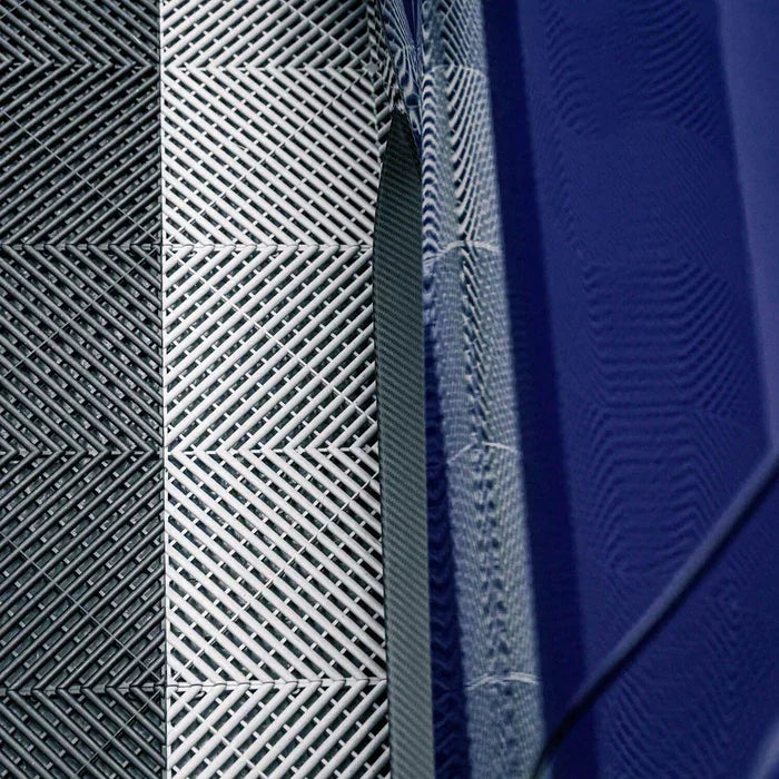 R44/MHC+ Carbon OEM-Style Seitenschweller Side Skirts für BMW M4 G82/G83 - Akrapovic Auspuffanlage