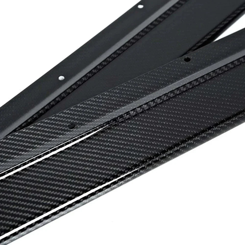 R44/MHC+ Carbon SK1 Seitenschweller / Side Skirts für BMW M3 G80/G81 / M4 G82/G83 - Akrapovic Auspuffanlage