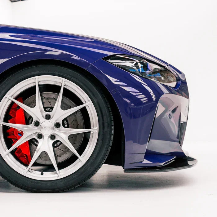 R44/MHC+ Carbon SP1 Frontlippe / Frontsplitter für BMW M3 G80/G81 / M4 G82/G83 - Akrapovic Auspuffanlage