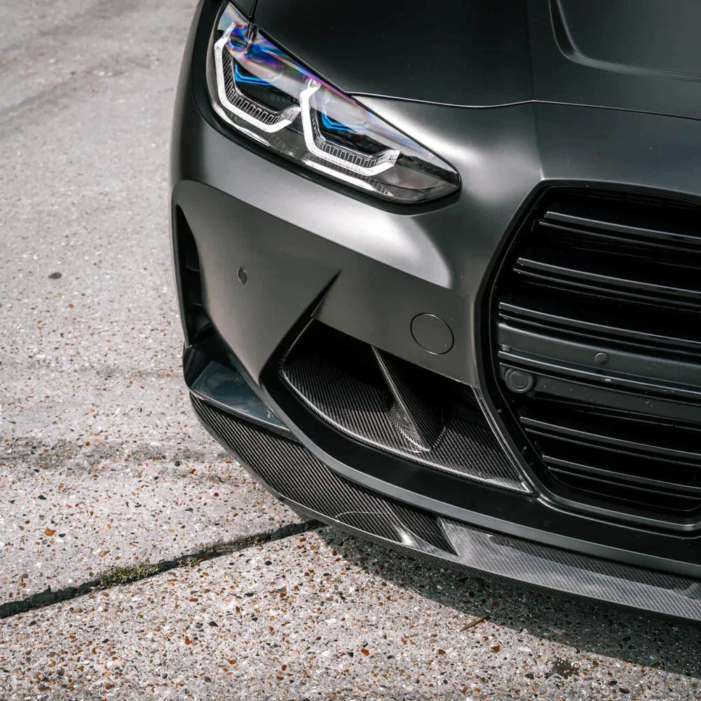 R44/MHC+ Carbon SP1 Frontlippe / Frontsplitter für BMW M3 G80/G81 / M4 G82/G83 - Akrapovic Auspuffanlage