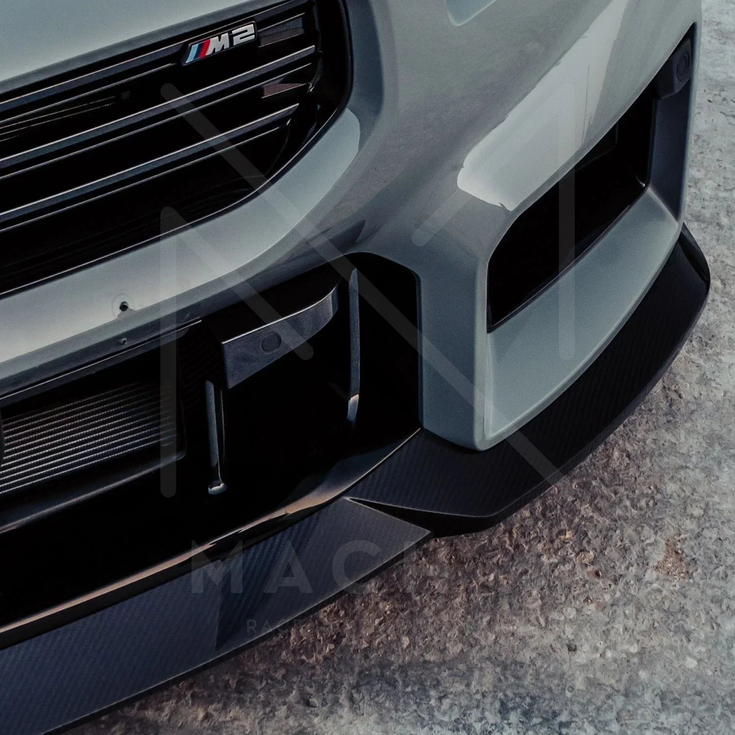 R44/MHC Edition 1 Carbon Front Splitter / Frontlippe für BMW M2 G87 - Akrapovic Auspuffanlage