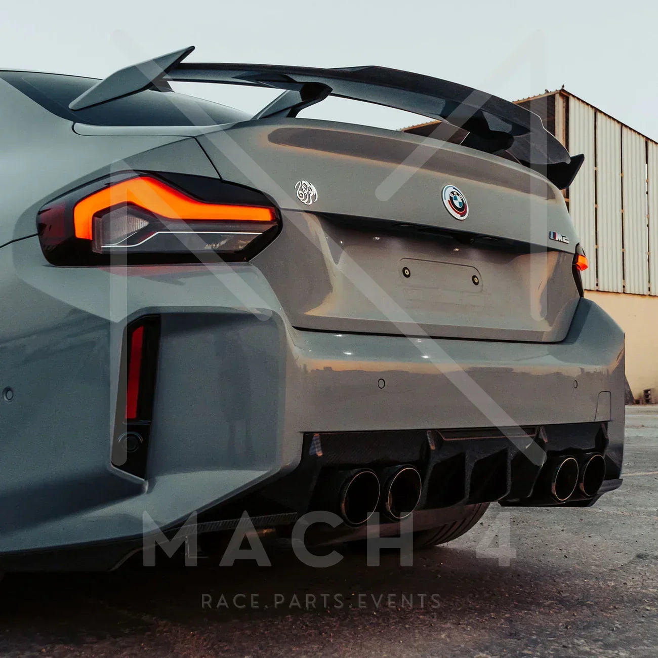 R44/MHC Edition 1 Carbon Diffusor 3-Teilig für BMW M2 G87 - Akrapovic Auspuffanlage