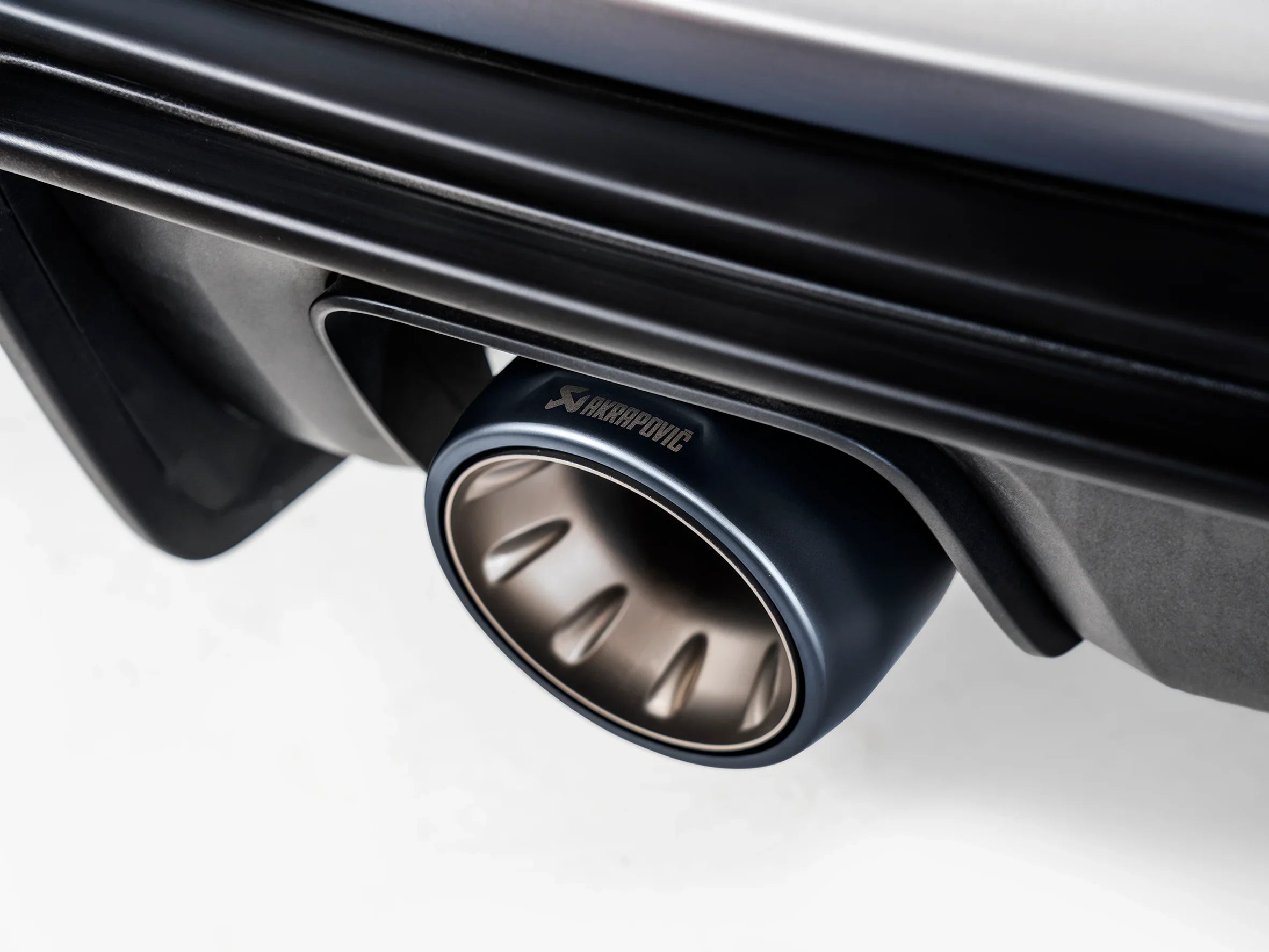 Akrapovic Slip-On Race Titan Endschalldämpfer für Porsche 718 GT4 (2023) - Akrapovic Auspuffanlage