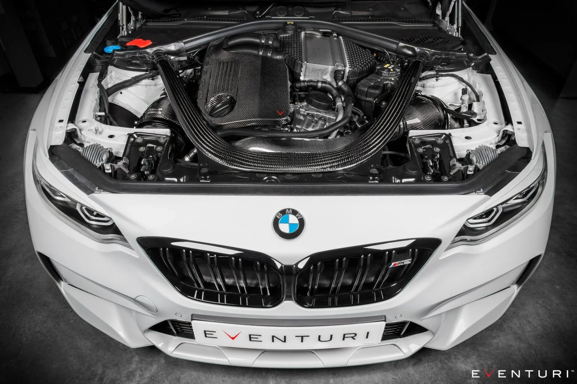 Eventuri Carbon Ansaugsystem für BMW M2 Competition / M2 CS F87 - Akrapovic Auspuffanlage