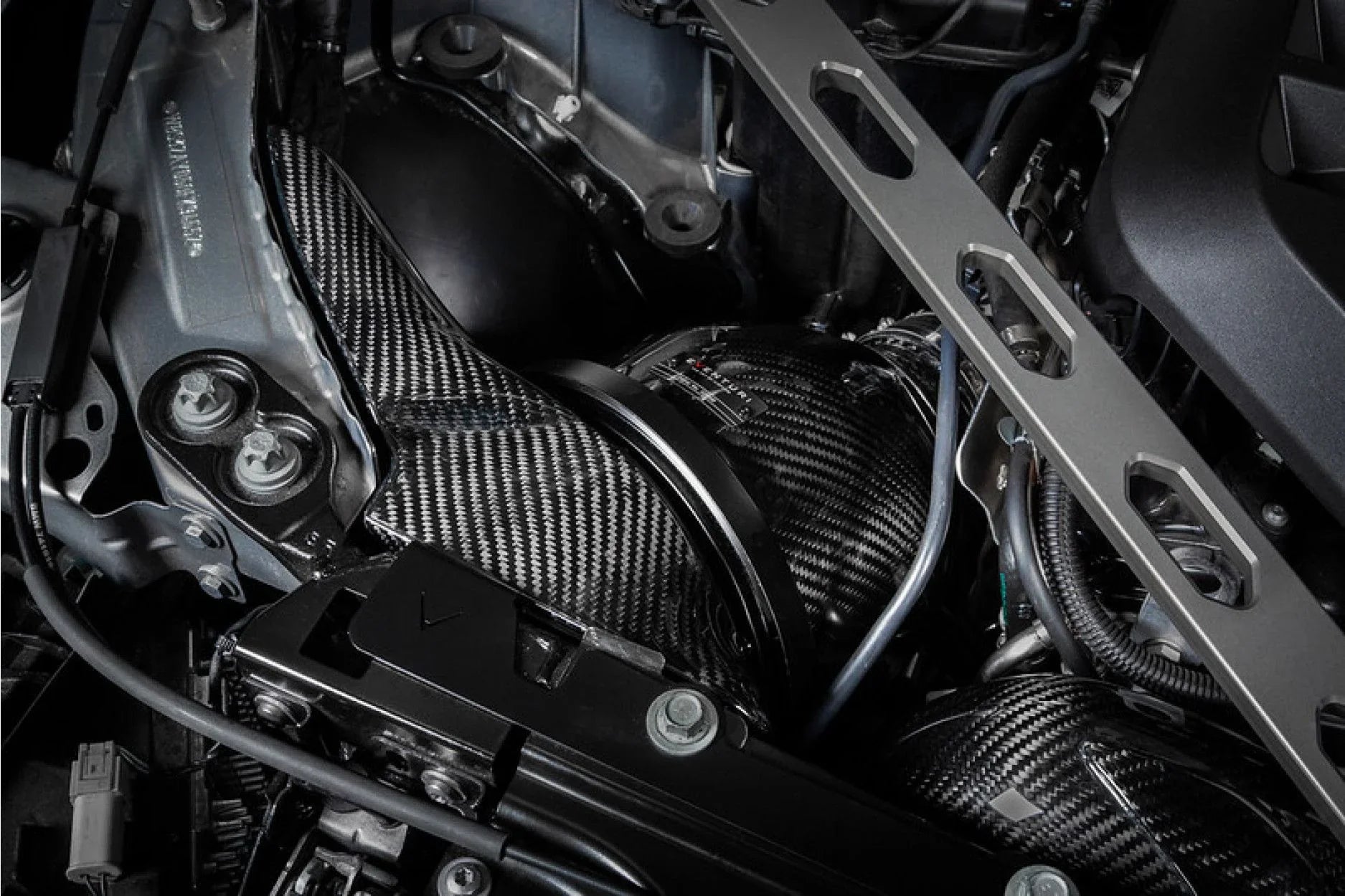 Eventuri Carbon Ansaugsystem für BMW M2 G87 S58 Motor - EVE-G8XM-CF-INT - Akrapovic Auspuffanlage